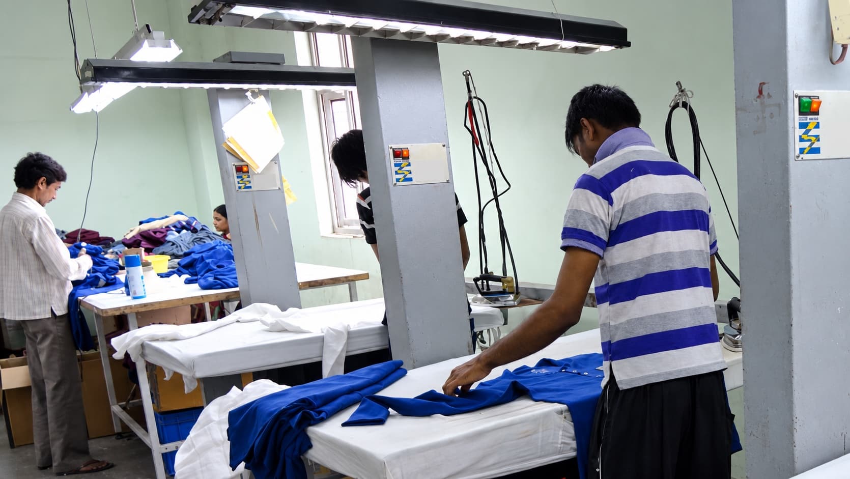 Pressing stations in a tRueNova partner factory